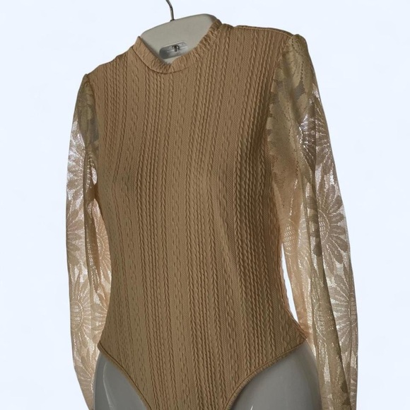 SHEIN Cream Lace Sleeve Ribbed Bodysuit S - Picture 1 of 4